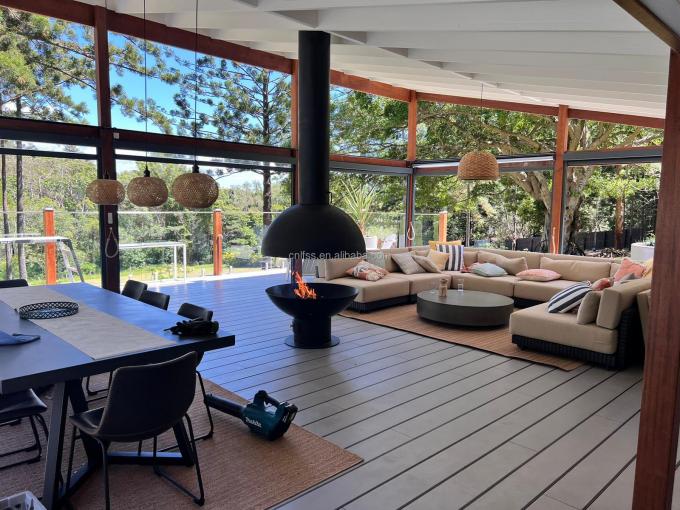 ফায়ারপ্লেস কার্বন ইস্পাত গোল টেবিল ইউরোপীয় স্টাইল বিলাসবহুল আসবাবপত্র উচ্চ গ্রেড কালো আধুনিক গ্লাস আর্ট ঘূর্ণনশীল 10